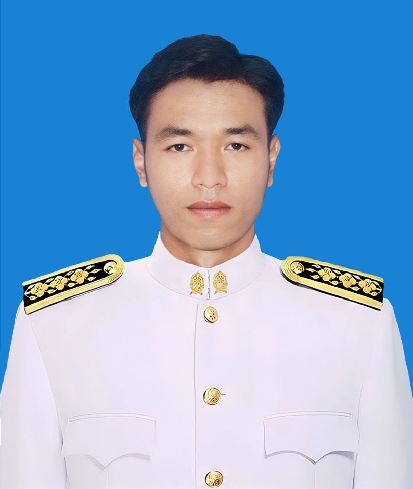 นายสารัช  พระเอี้ยง