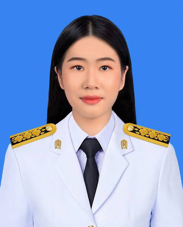 นางสาวภัทรมน บุญเพ็ง