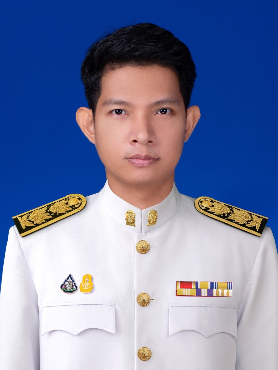 นายรัชพล พันธุ์พิชากรณ์